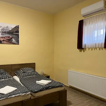 Helga Apartman Mako Exterior photo
