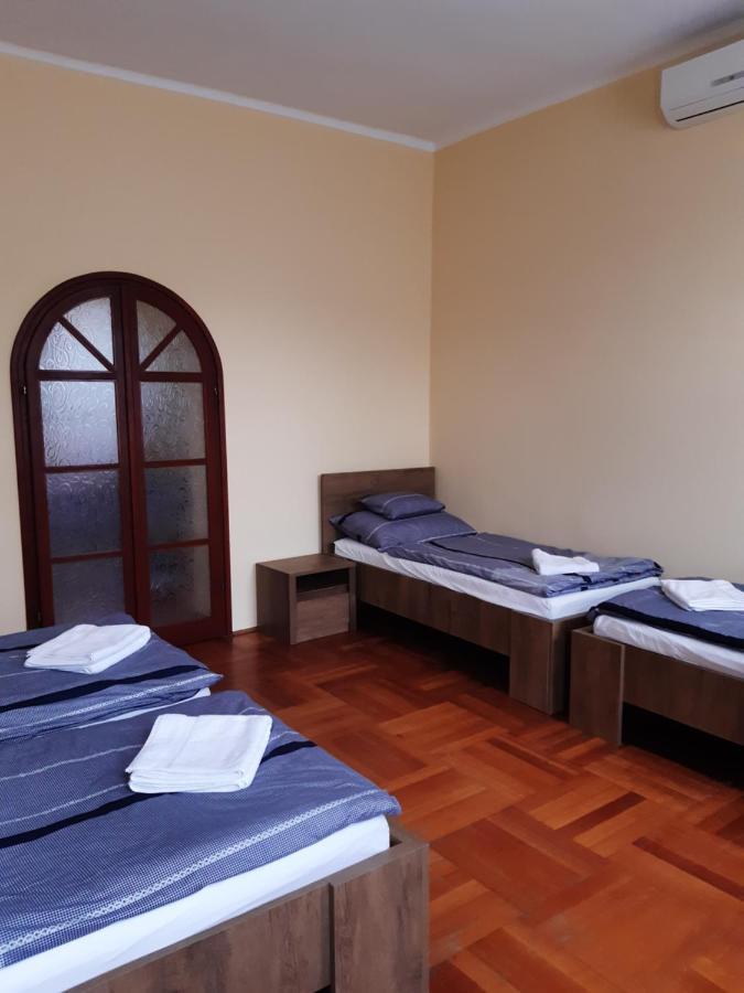 Helga Apartment *