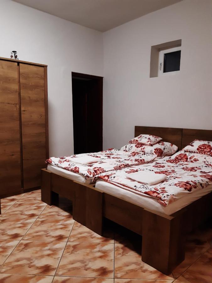 Helga Apartment *